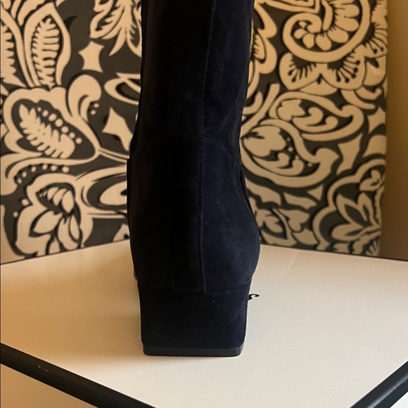 NIB Steve Madden DUSTY Navy Suede Ankle Boots Size 7.5 - Picture 4 of 4